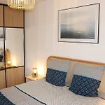 Le Connect, Tram A 50 M, Climatisation, Parking, Loggia Apartman *