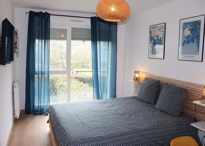 Le connect, Tram A 50 m, climatisation, parking, loggia Appartement