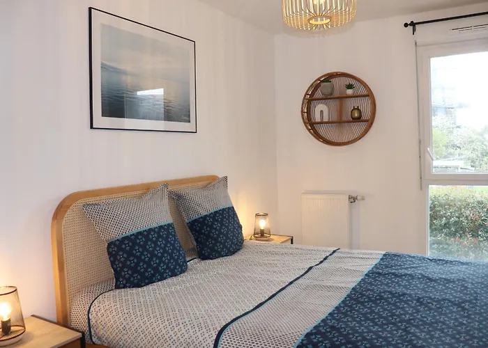 Le connect, Tram A 50 m, climatisation, parking, loggia Appartement