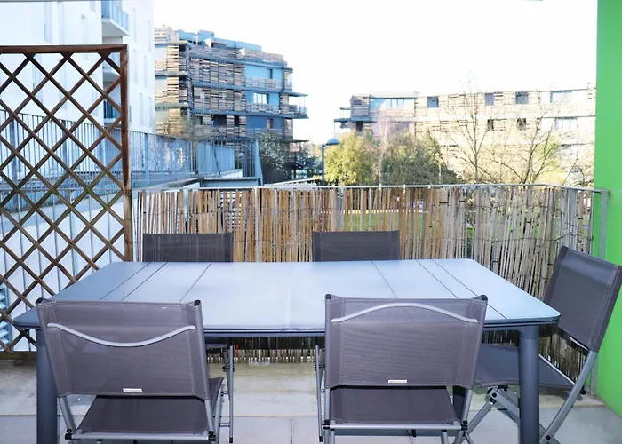 Le connect, Tram A 50 m, climatisation, parking, loggia * Cenon